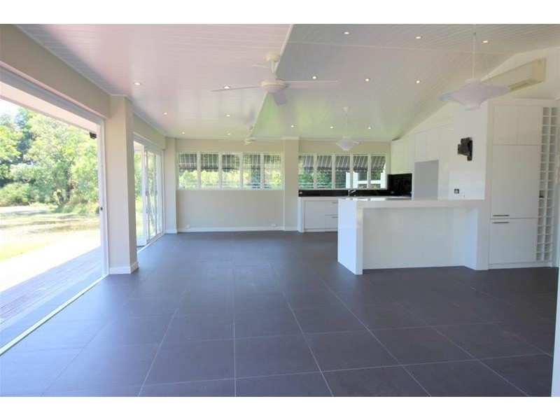 1 Anne Street, Silkwood QLD 4856