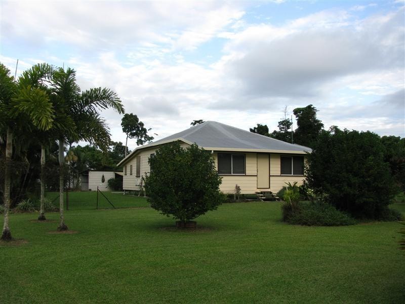 203 Jones Road, El Arish QLD 4855