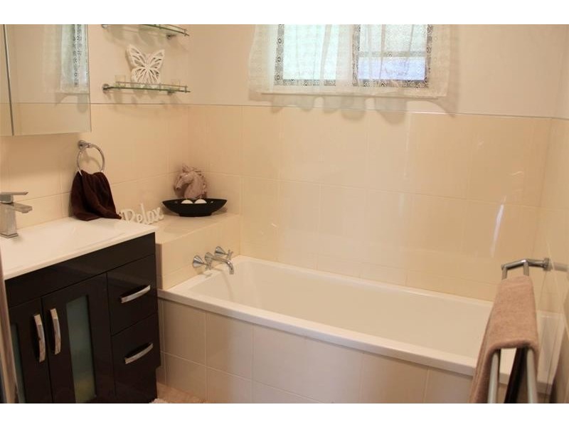 154 Old Tully Road, Tully QLD 4854