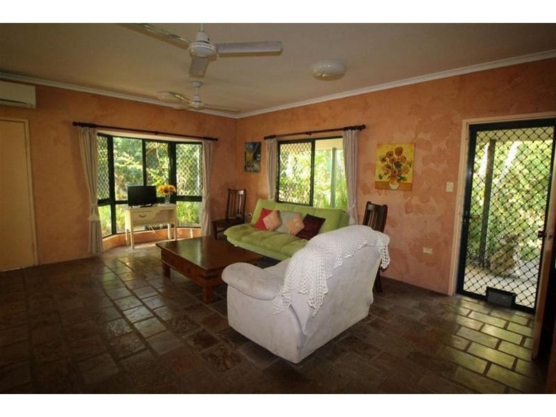 7 Hutchison Close, Mission Beach QLD 4852