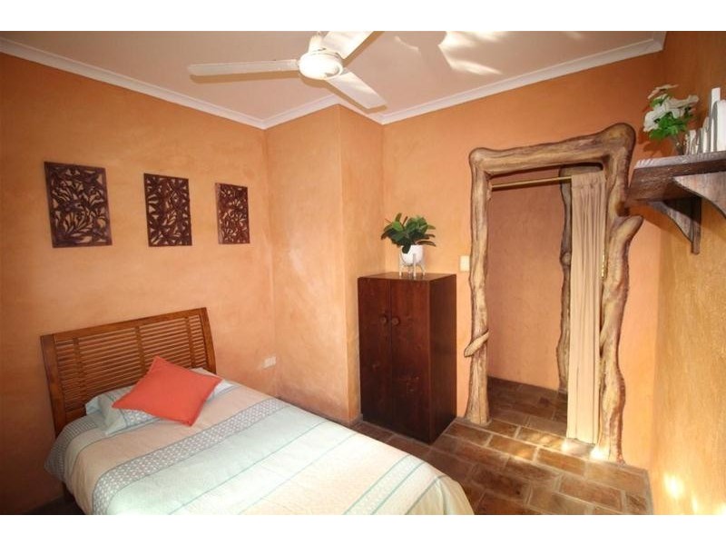 7 Hutchison Close, Mission Beach QLD 4852