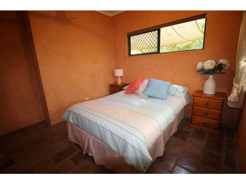 7 Hutchison Close, Mission Beach QLD 4852