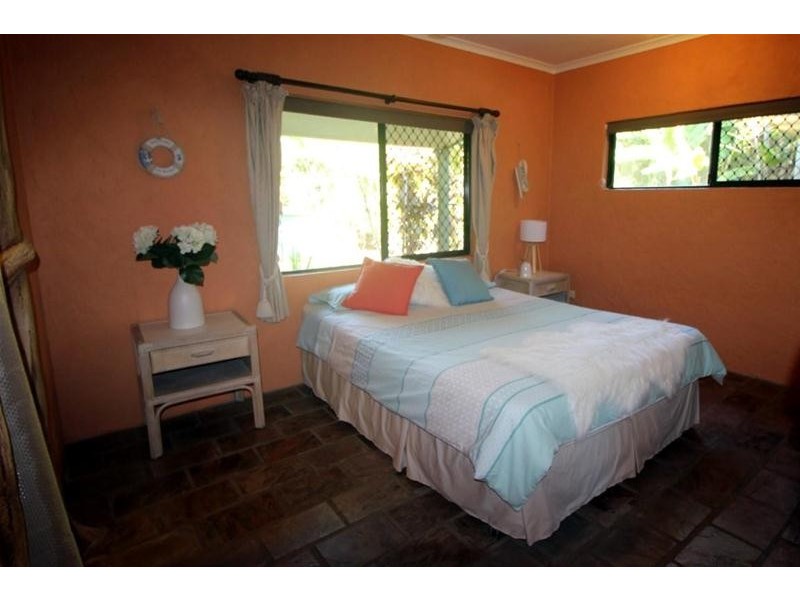 7 Hutchison Close, Mission Beach QLD 4852