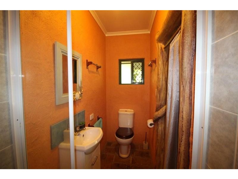 7 Hutchison Close, Mission Beach QLD 4852