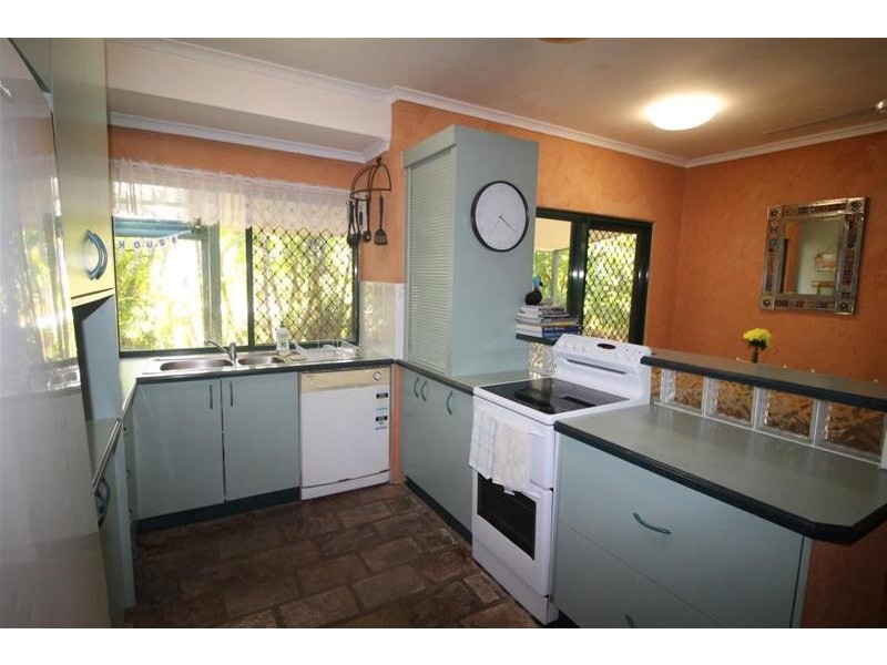 7 Hutchison Close, Mission Beach QLD 4852