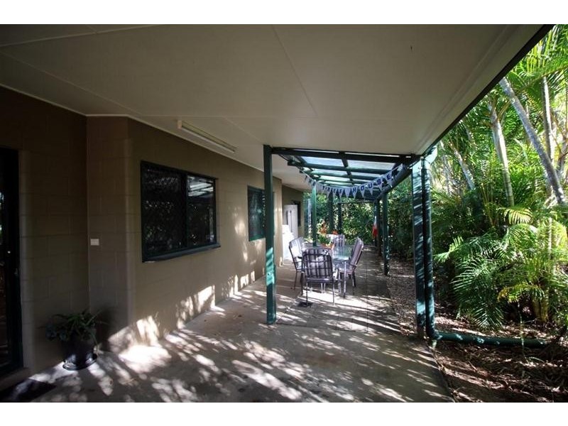 7 Hutchison Close, Mission Beach QLD 4852