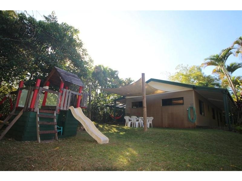 7 Hutchison Close, Mission Beach QLD 4852