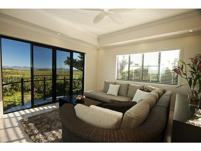 5/23 The Boulevard, South Mission Beach QLD 4852