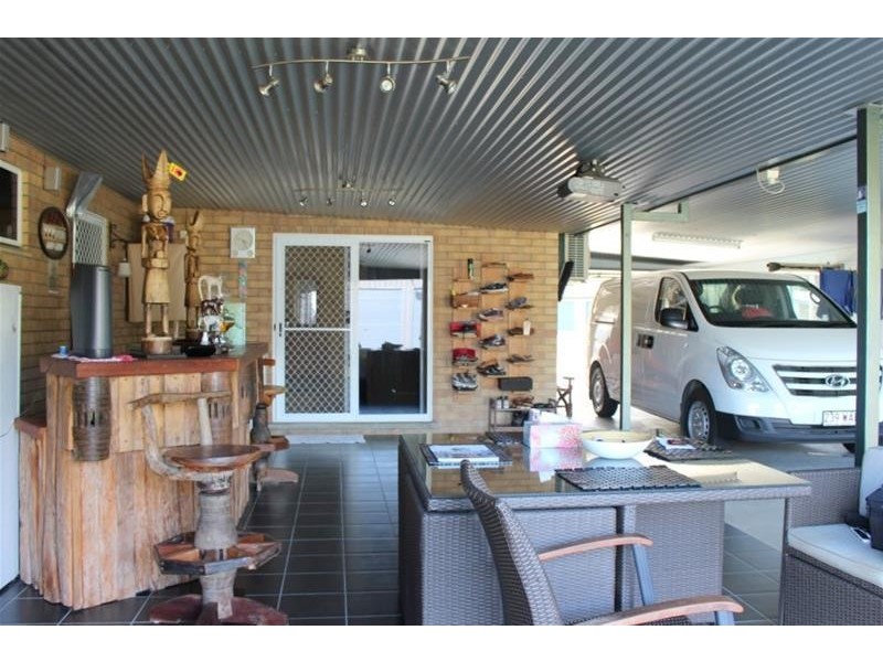 5 Bardon Close, Kurrimine Beach QLD 4871