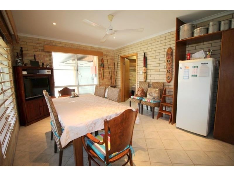 5 Bardon Close, Kurrimine Beach QLD 4871