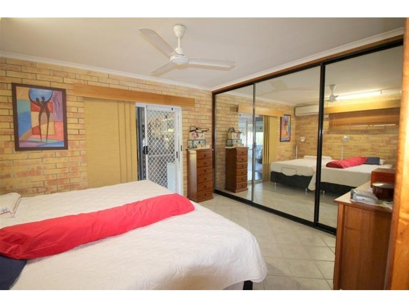 5 Bardon Close, Kurrimine Beach QLD 4871