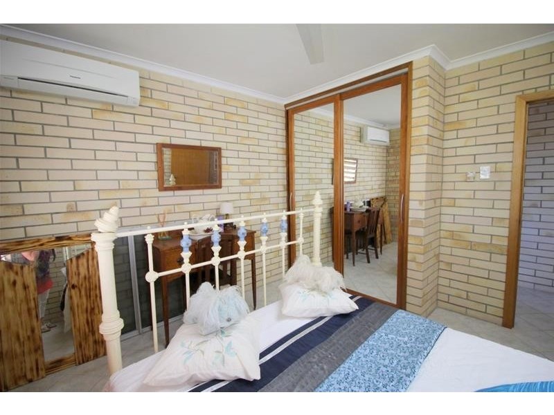 5 Bardon Close, Kurrimine Beach QLD 4871