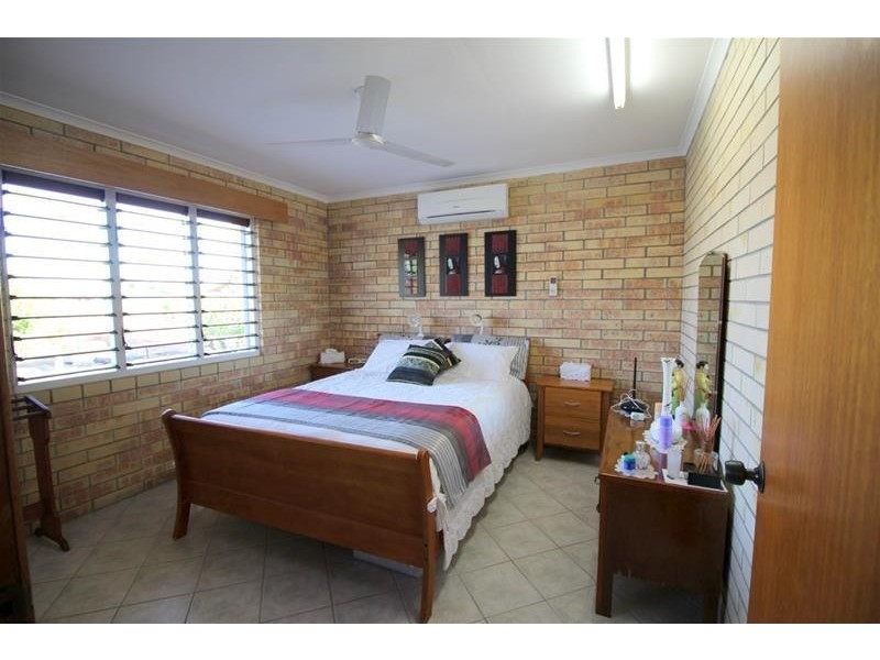 5 Bardon Close, Kurrimine Beach QLD 4871