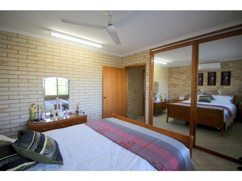 5 Bardon Close, Kurrimine Beach QLD 4871