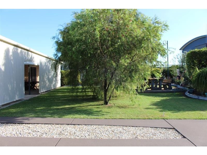 5 Bardon Close, Kurrimine Beach QLD 4871