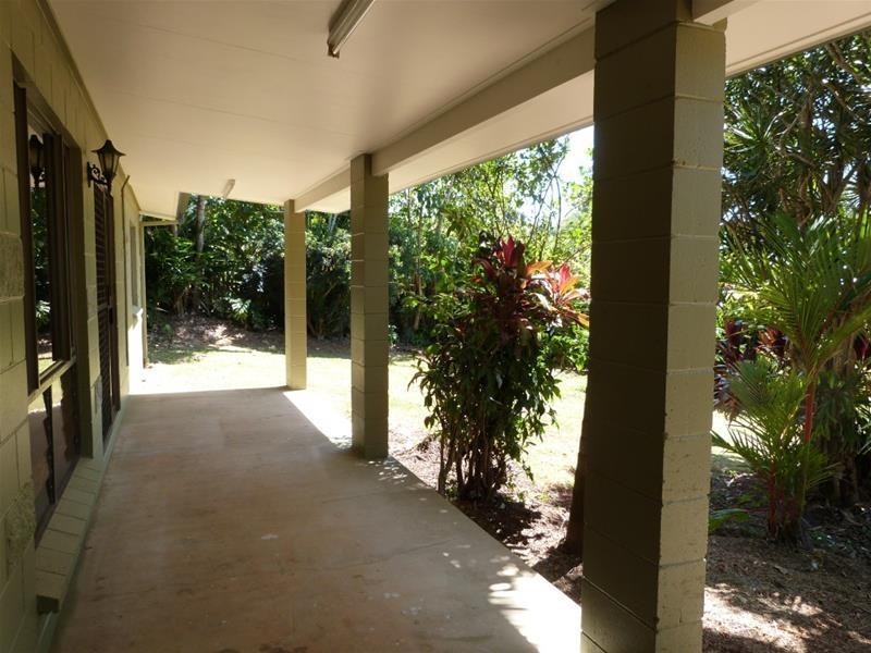 3 Holt Close, Bingil Bay QLD 4852