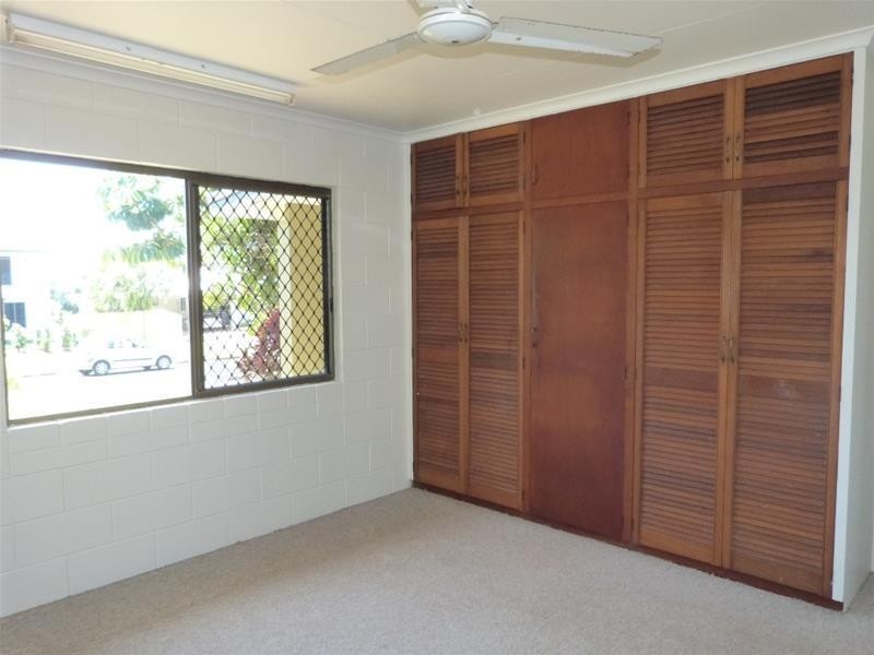 3 Holt Close, Bingil Bay QLD 4852