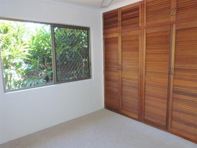 3 Holt Close, Bingil Bay QLD 4852
