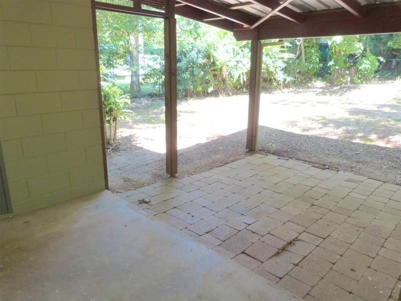 3 Holt Close, Bingil Bay QLD 4852