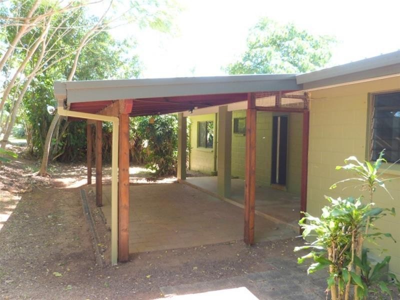3 Holt Close, Bingil Bay QLD 4852