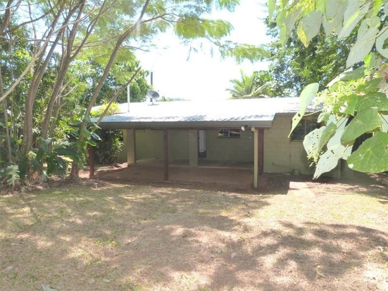 3 Holt Close, Bingil Bay QLD 4852
