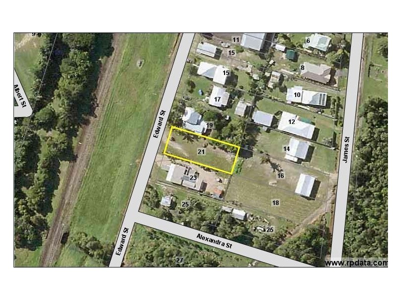 21 Edward Street, Silkwood QLD 4856