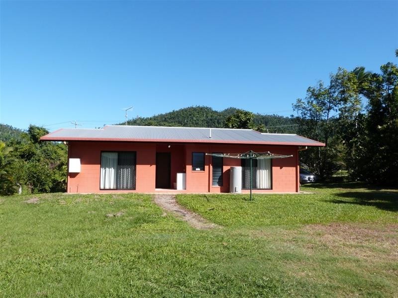 45 Bingil Bay Road, Bingil Bay QLD 4852