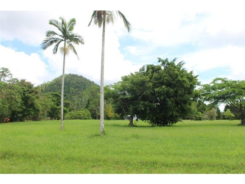 1465 Hogan Road, Maadi QLD 4855