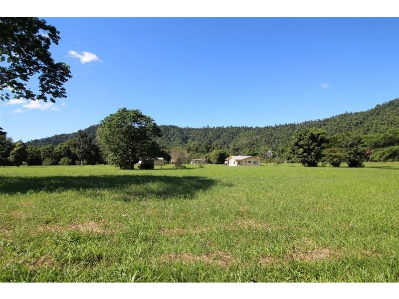 1465 Hogan Road, Maadi QLD 4855