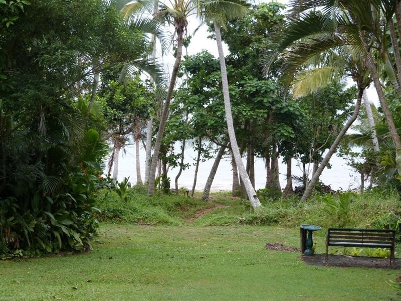 Kurrimine Beach QLD 4871