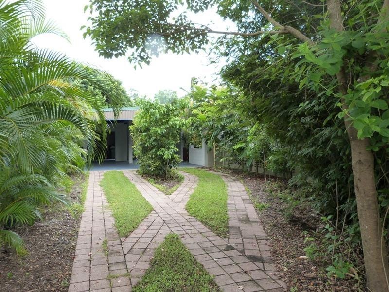 4 Walter Lever Estate Road, Silkwood QLD 4856