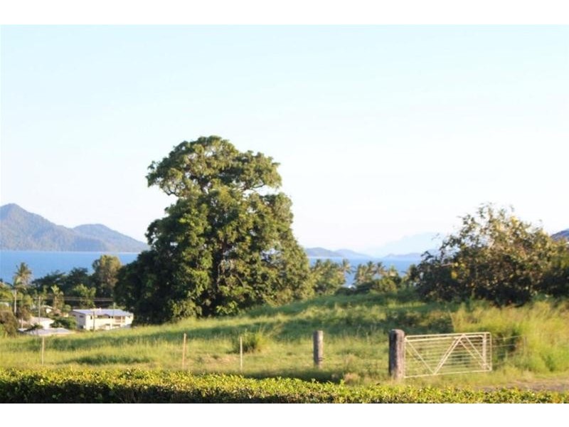 Lot 103, 7 Rise Crescent, Mission Beach QLD 4852