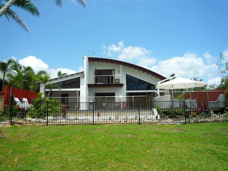 34 Reid Road, Wongaling Beach QLD 4852