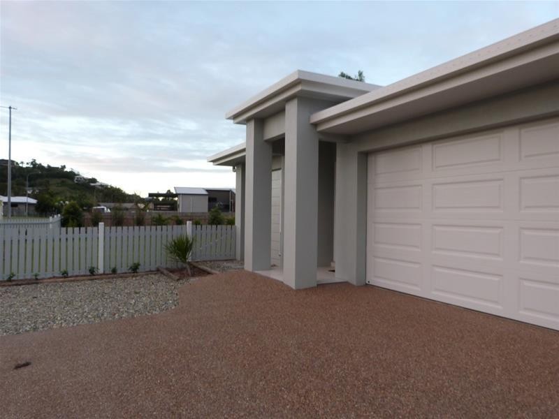 10 Mariner Drive, South Mission Beach QLD 4852