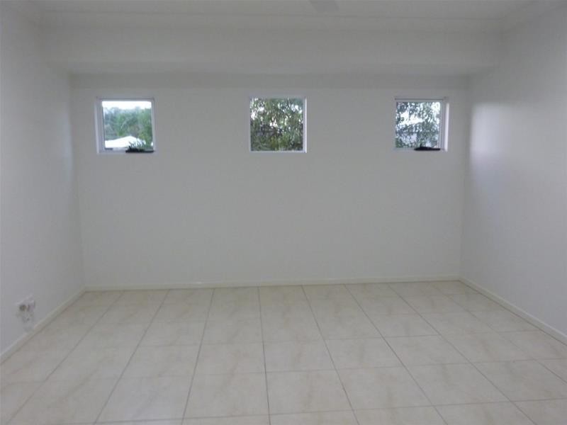 10 Mariner Drive, South Mission Beach QLD 4852