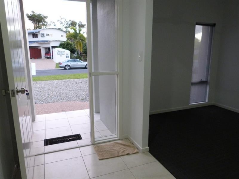 10 Mariner Drive, South Mission Beach QLD 4852