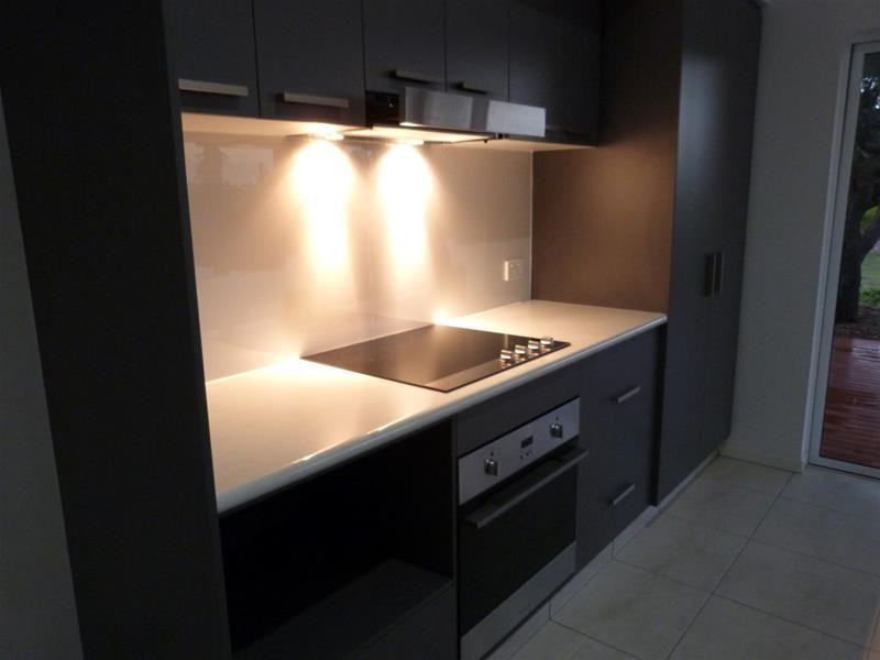 10 Mariner Drive, South Mission Beach QLD 4852