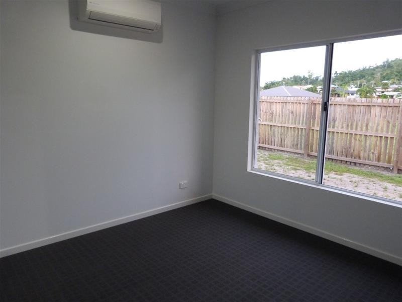 10 Mariner Drive, South Mission Beach QLD 4852