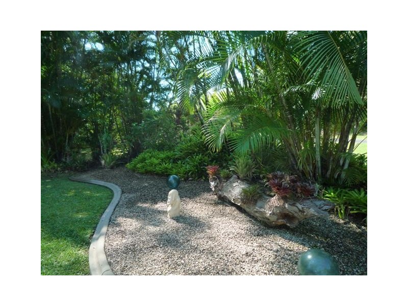 856 East Feluga Road, East Feluga QLD 4854