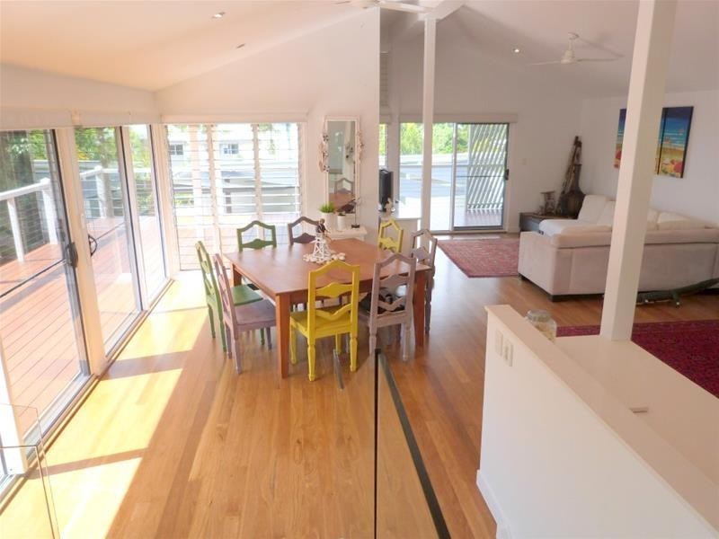 32 Mitchell Street, South Mission Beach QLD 4852