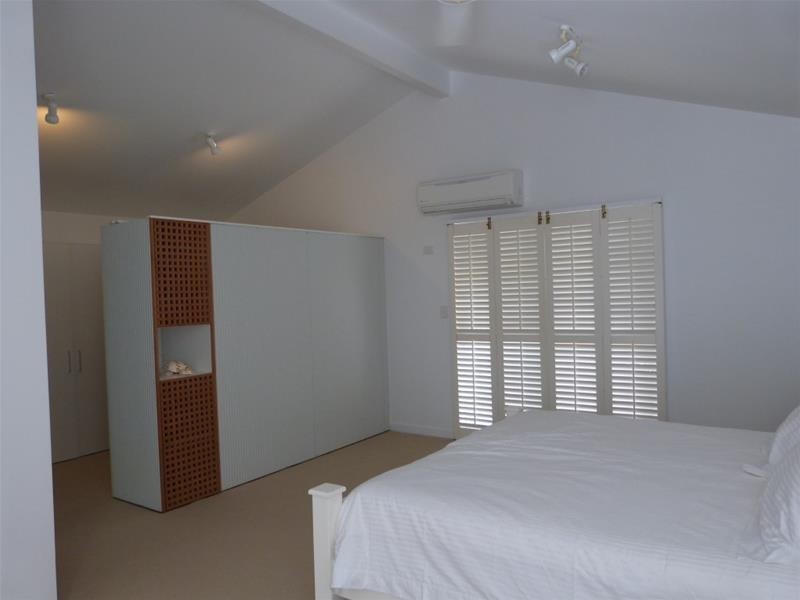 32 Mitchell Street, South Mission Beach QLD 4852