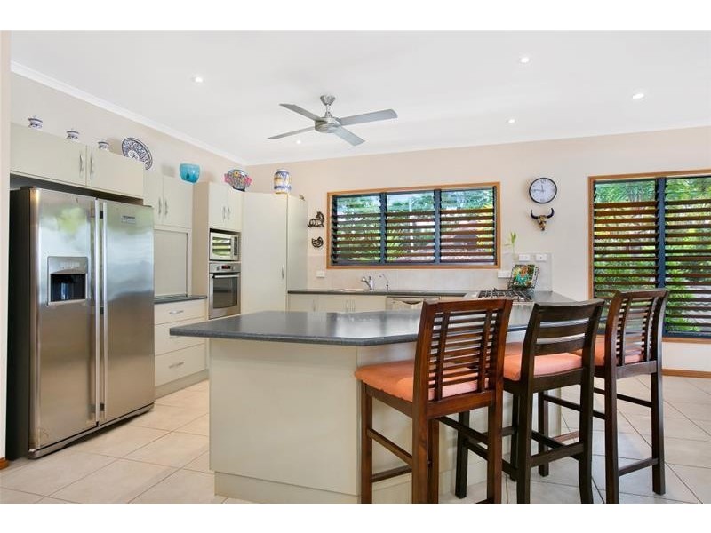 24 Kennedy Esplanade, South Mission Beach QLD 4852