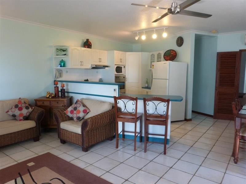 2/112 Kennedy Esplanade, South Mission Beach QLD 4852