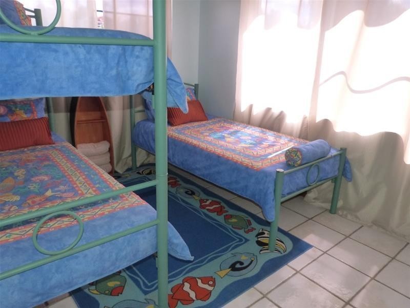 2/112 Kennedy Esplanade, South Mission Beach QLD 4852