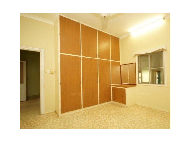 17 Henry Street, Tully QLD 4854