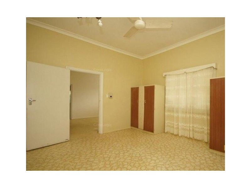 17 Henry Street, Tully QLD 4854