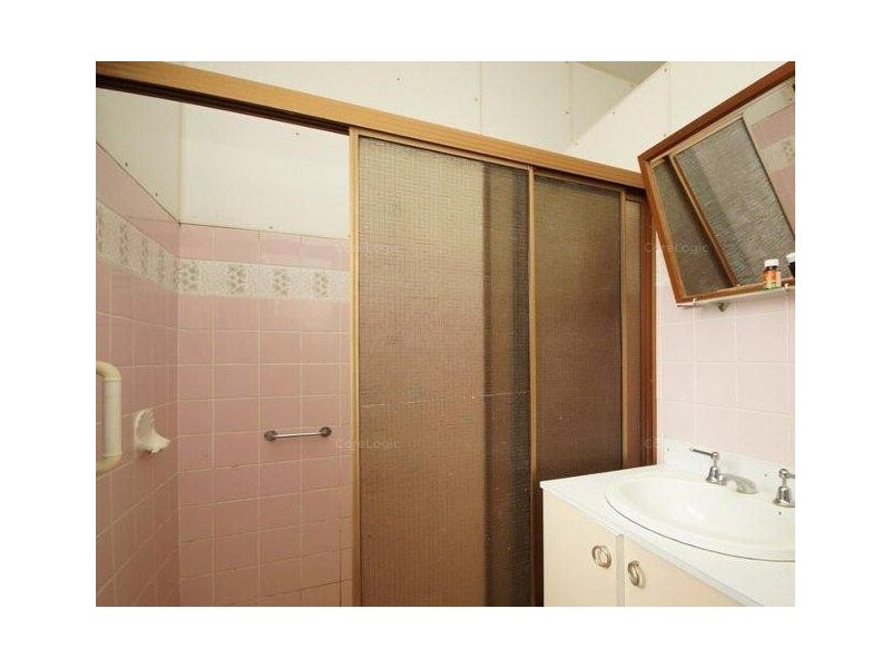 17 Henry Street, Tully QLD 4854