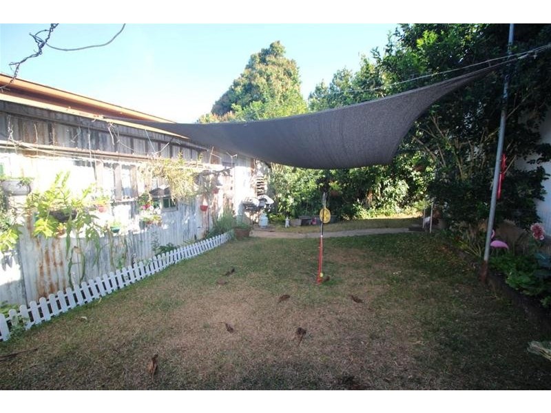 17 Henry Street, Tully QLD 4854