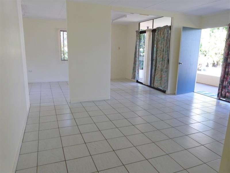 15 Webb Court, Bingil Bay QLD 4852