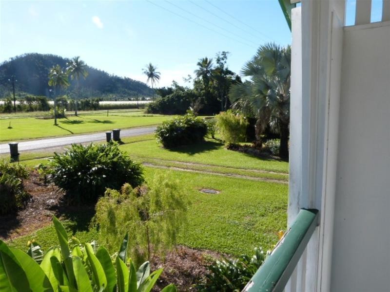 10 Chauvel Street, El Arish QLD 4855